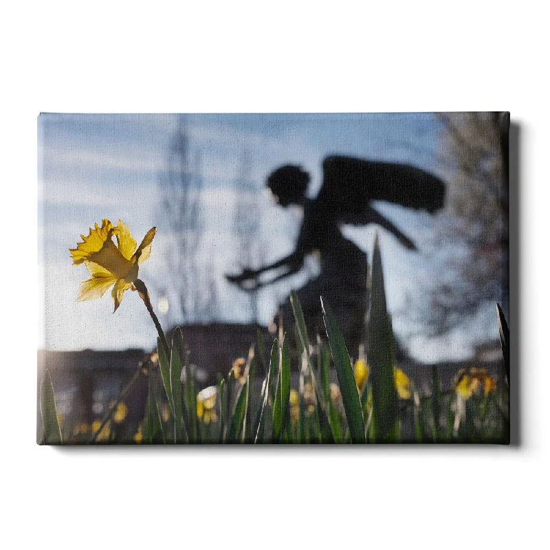 botanical floral canvas paintings-Mississippi State Bulldogs - Chapel Angel Daffodil